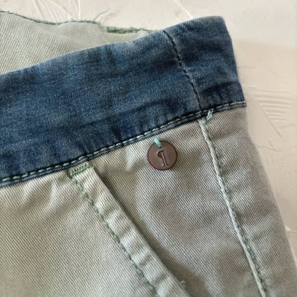 Anthropologie Pilcro Hyphen Boyfriend Jeans - Picture 8 of 16